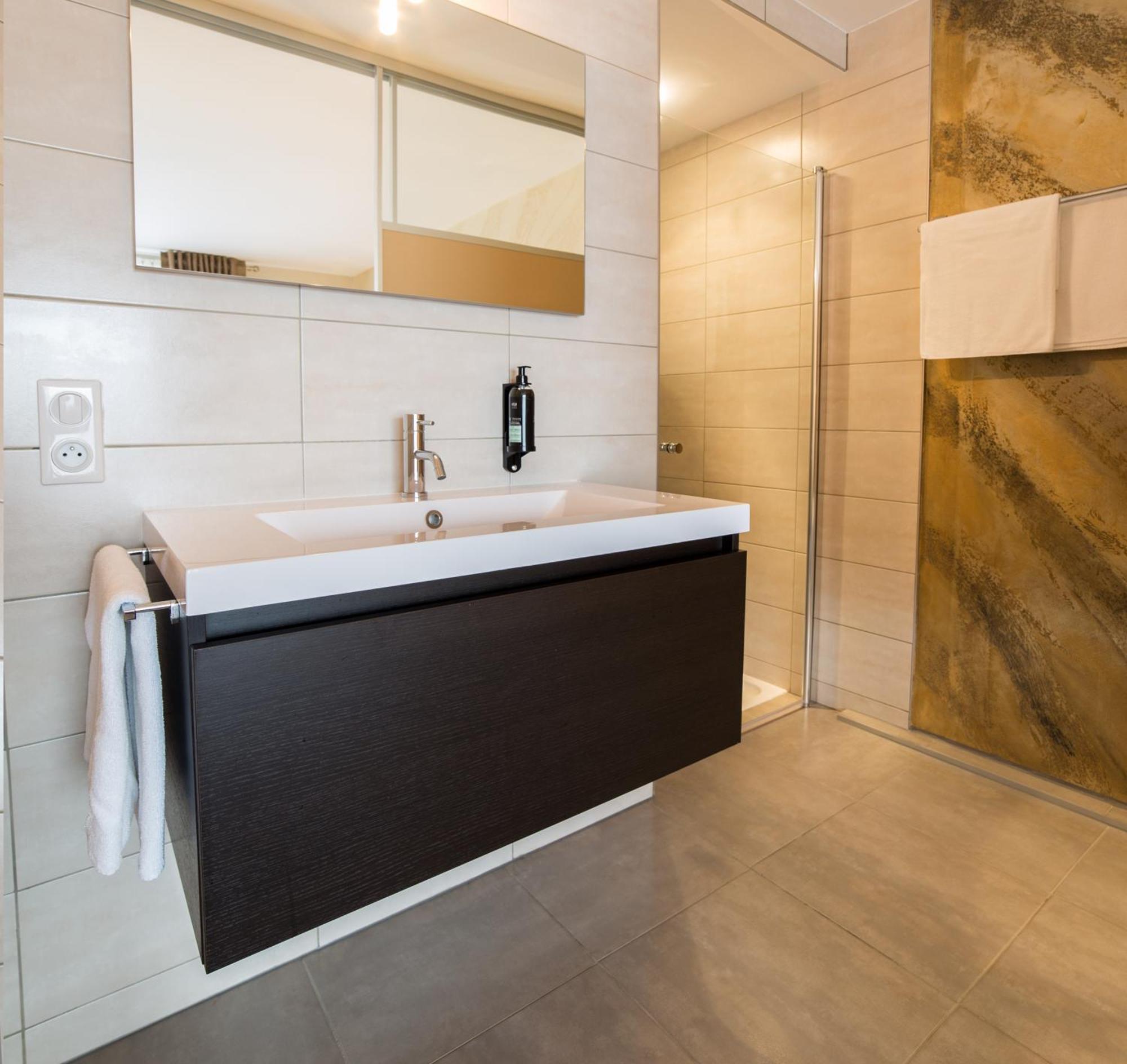Hotel Le Dormeur Dorlisheim Экстерьер фото