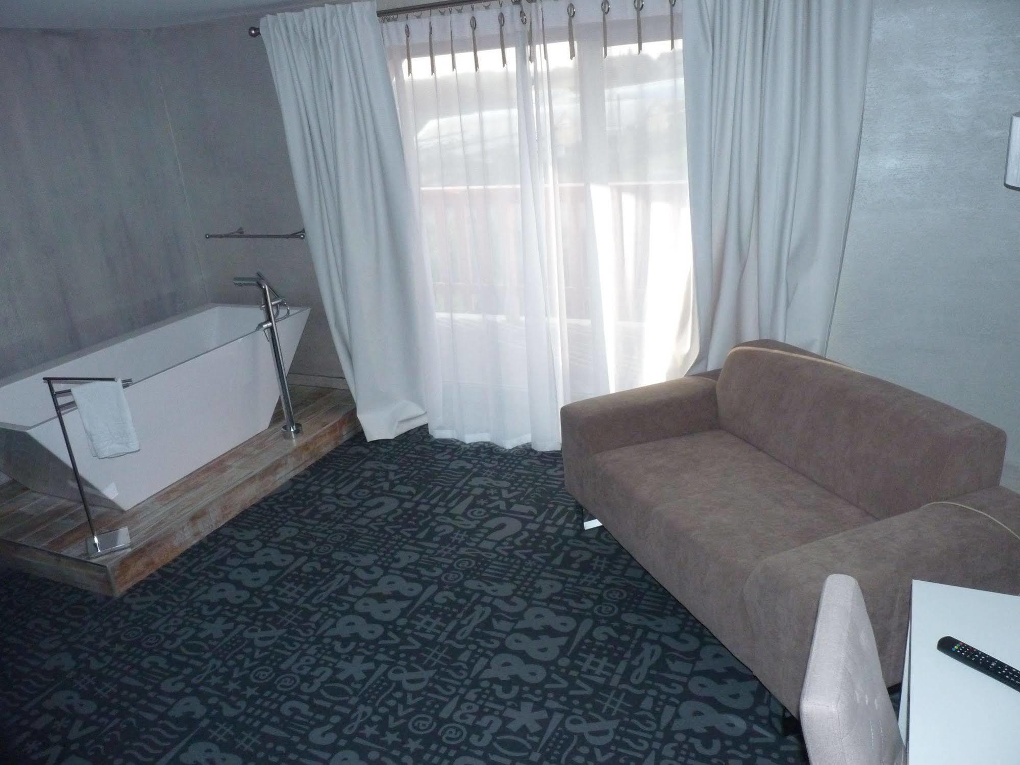 Hotel Le Dormeur Dorlisheim Экстерьер фото