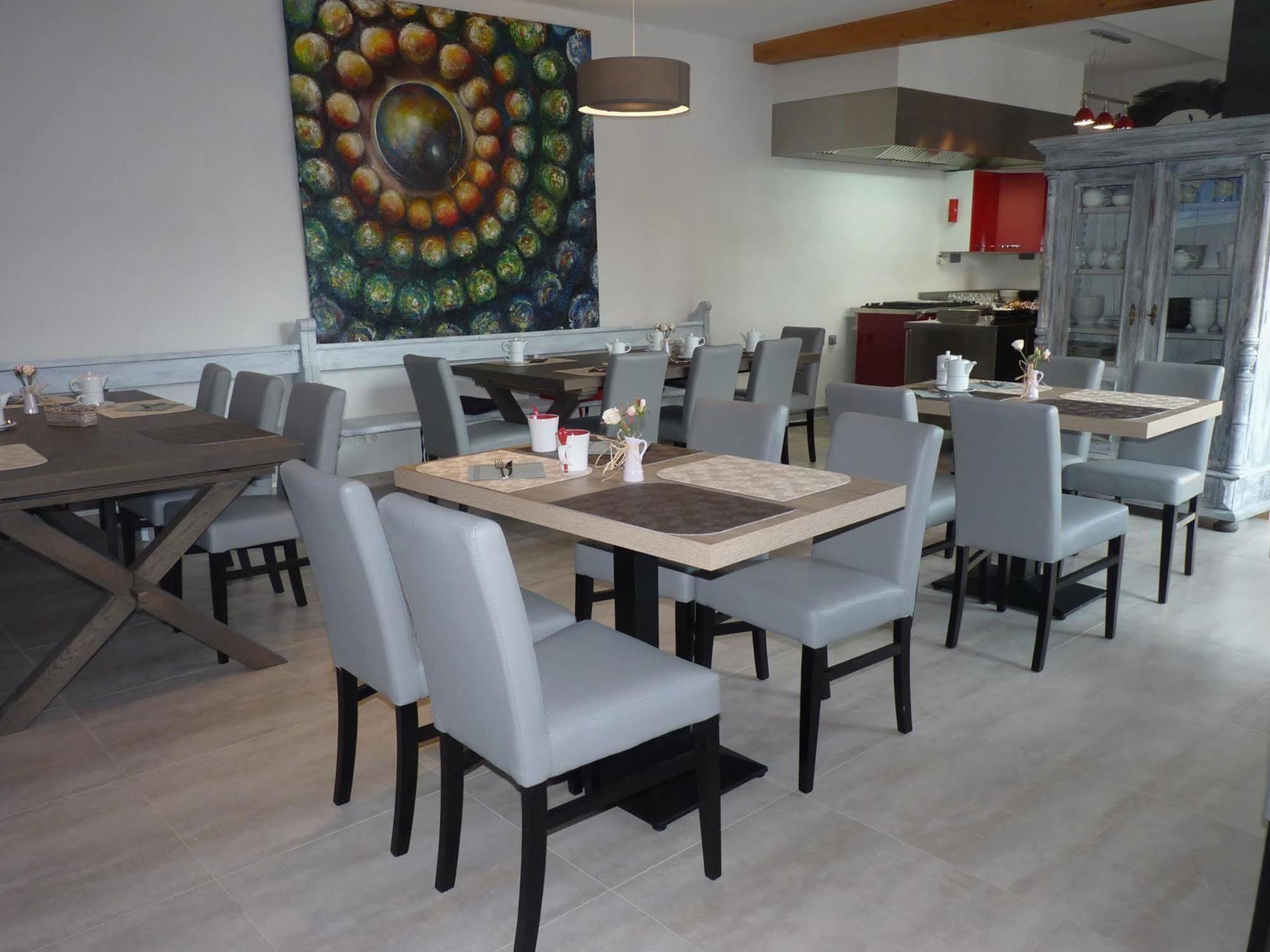 Hotel Le Dormeur Dorlisheim Экстерьер фото